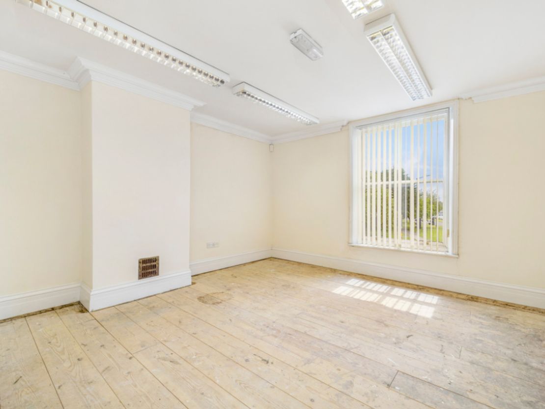 Freiston Lodge | 5 Sleaford Road | Boston | Lincolnshire | PE21 8EH