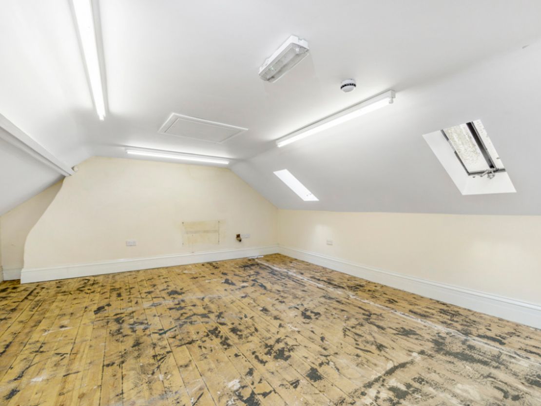Freiston Lodge | 5 Sleaford Road | Boston | Lincolnshire | PE21 8EH