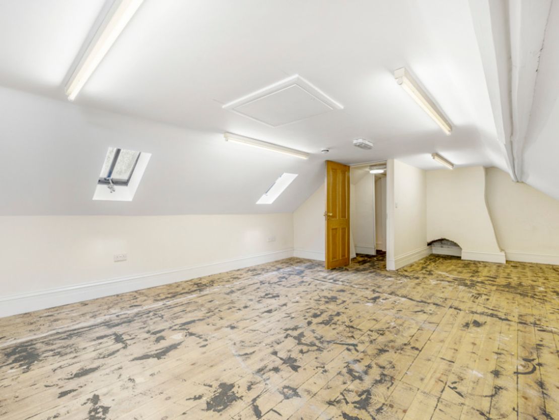 Freiston Lodge | 5 Sleaford Road | Boston | Lincolnshire | PE21 8EH