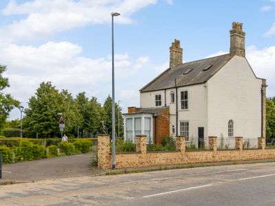 Property Image for Freiston Lodge | 5 Sleaford Road | Boston | Lincolnshire | PE21 8EH