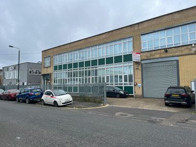 Property Image for 12 Rigg Approach, Leyton, London, E10 7QN