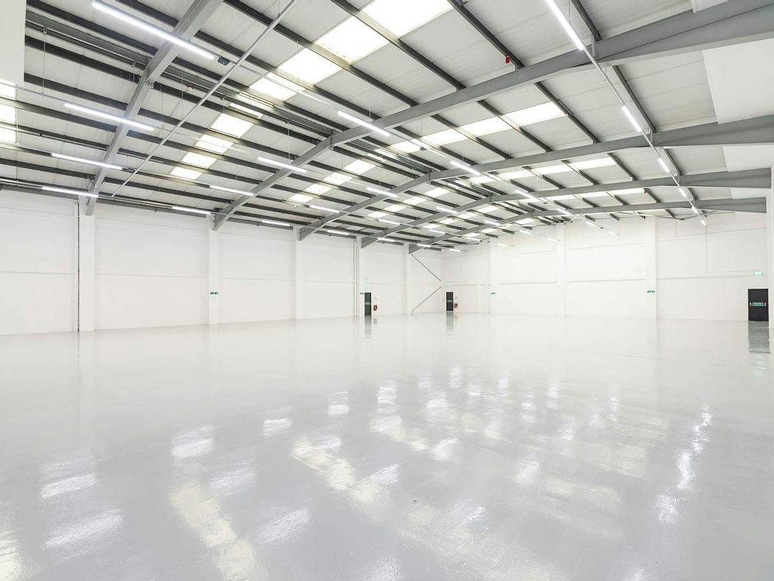 Unit K1, Gildersome Spur, Leeds, LS27 7JZ
