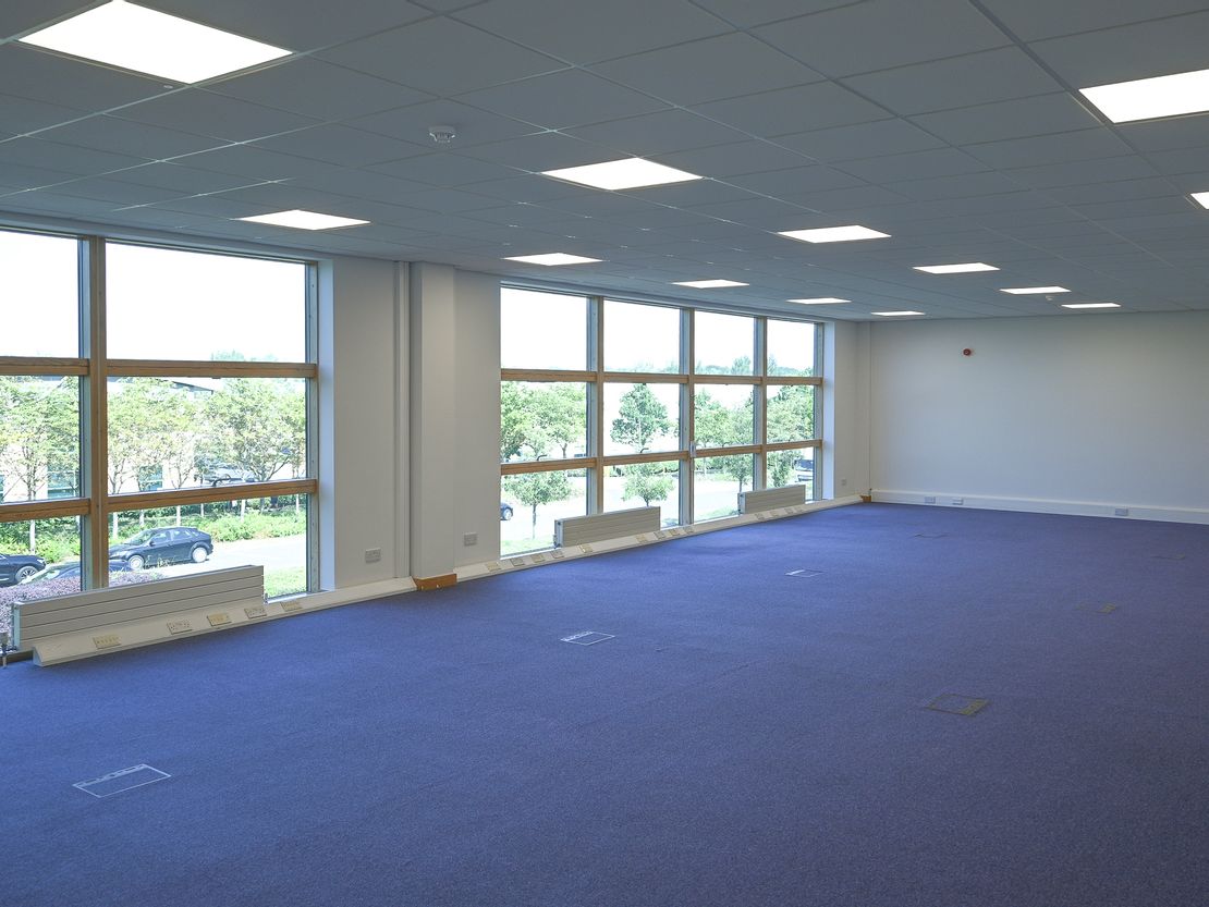 Unit B, Li Lin House, Davy Avenue, Knowlhill, Milton Keynes, Buckinghamshire, MK5 8NB