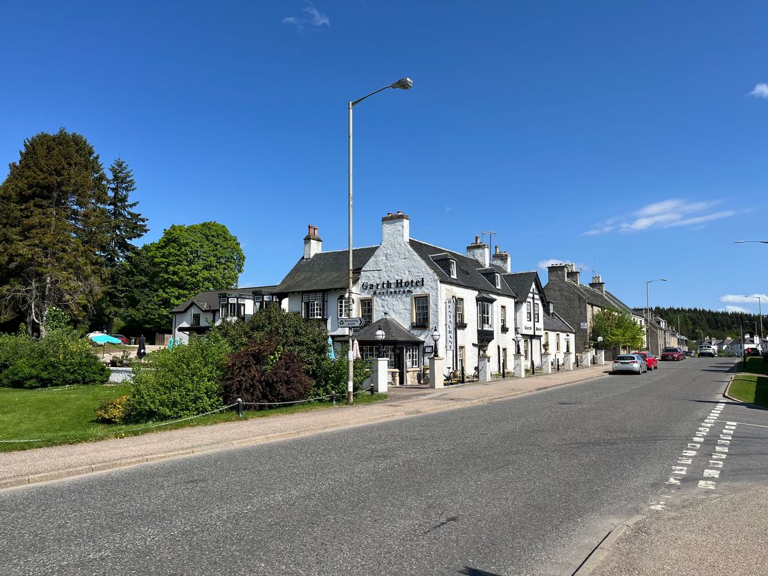 Gladstone House & Self-Catering Units, 17-19 Castle Road, Grantown-on-Spey, PH26 3HN