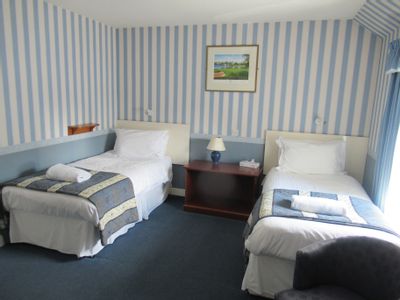 Property Image for Kings Arms Hotel, 31-33 St. Andrew Street, Castle Douglas, Dumfries and Galloway, DG7 1EL