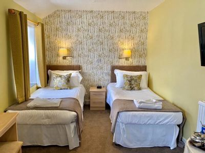 Property Image for Kings Arms Hotel, 31-33 St. Andrew Street, Castle Douglas, Dumfries and Galloway, DG7 1EL