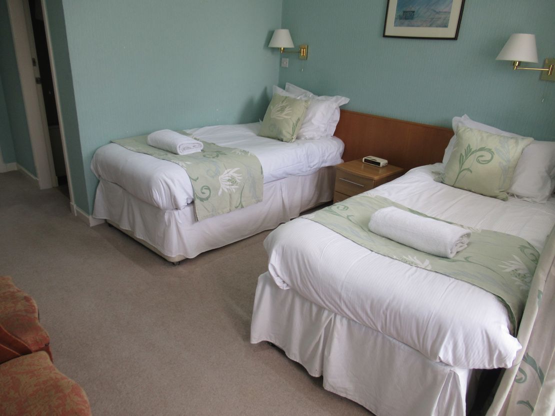 Kings Arms Hotel, 31-33 St. Andrew Street, Castle Douglas, Dumfries and Galloway, DG7 1EL