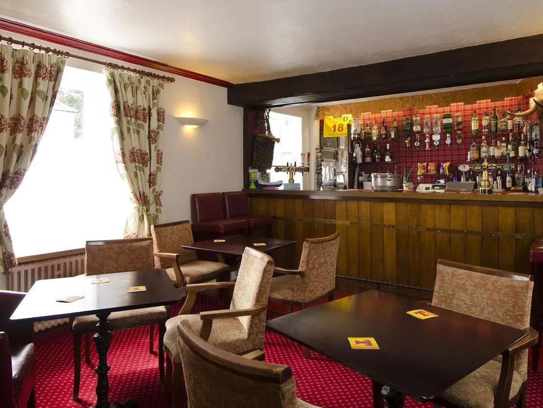 Kings Arms Hotel, 31-33 St. Andrew Street, Castle Douglas, Dumfries and Galloway, DG7 1EL