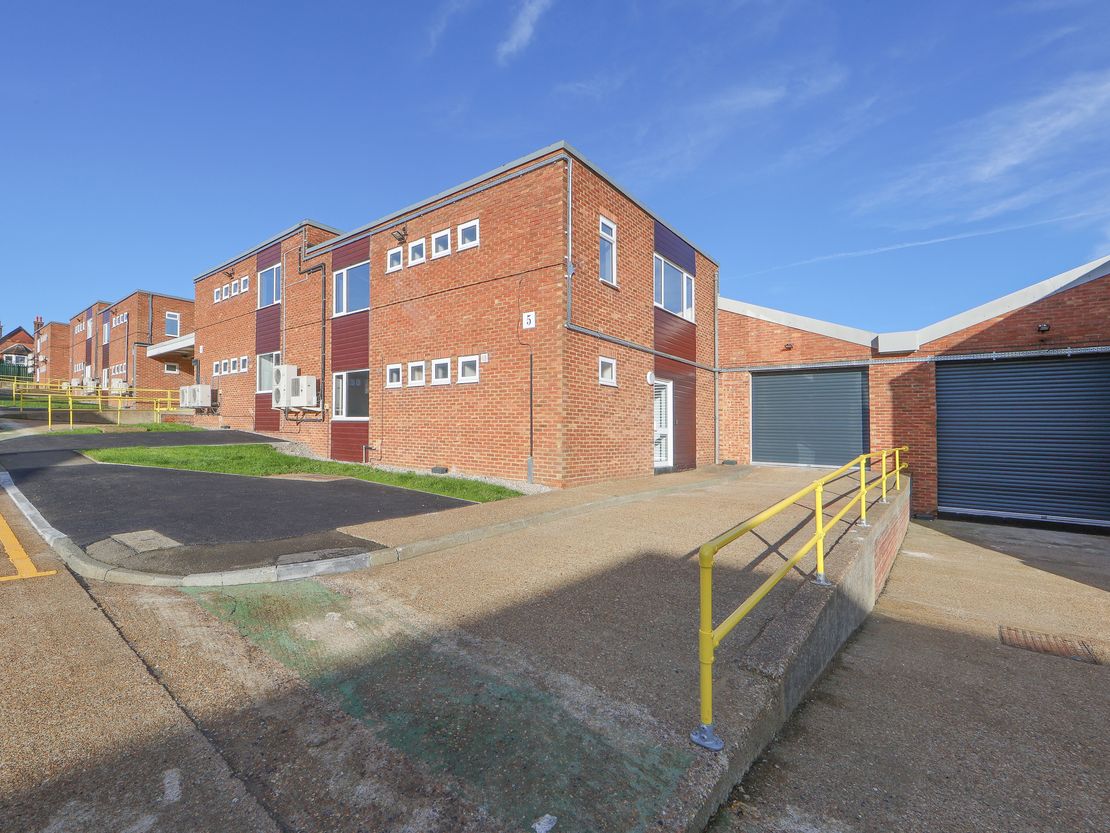 5 Mace Lane Industrial Estate, Mace Lane, Ashford, Kent, TN24 8PE