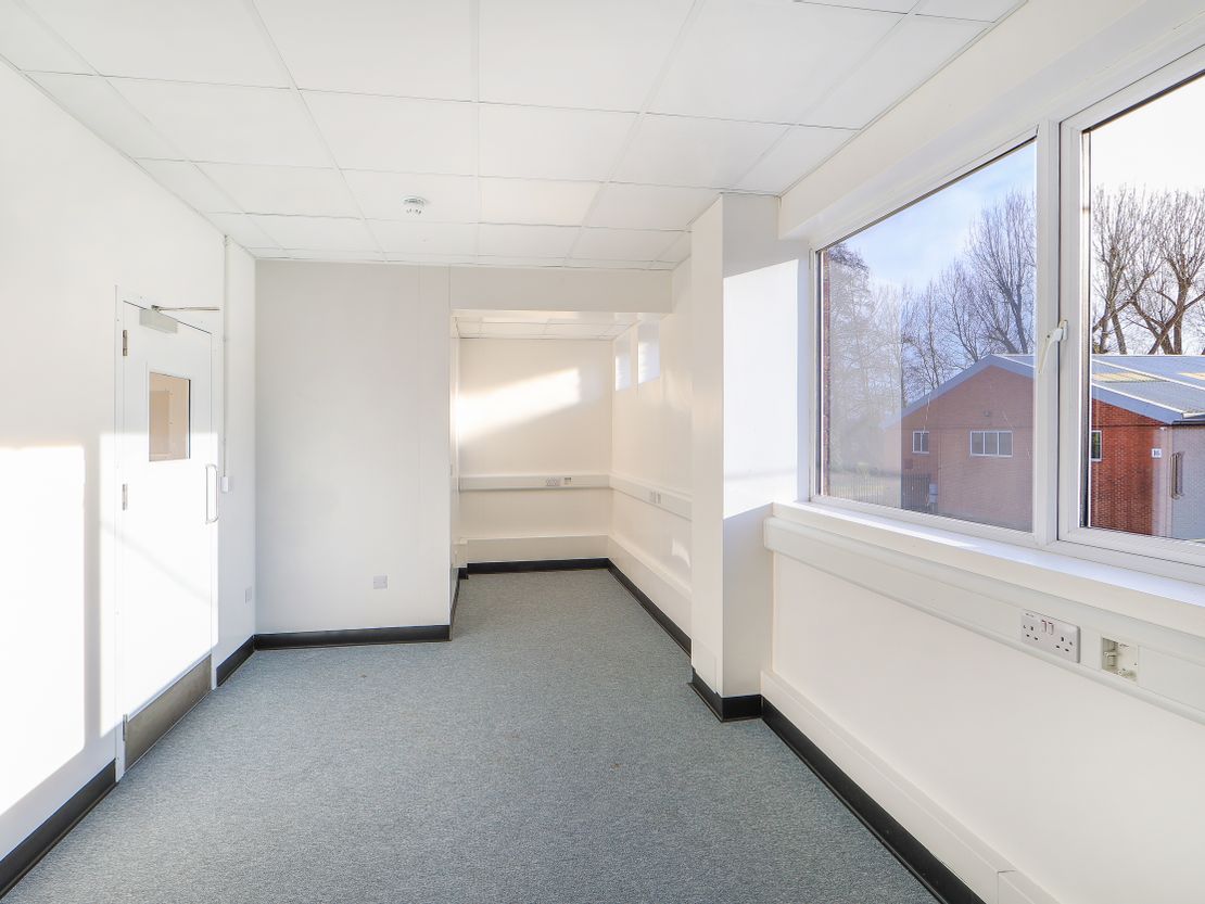 7 Mace Lane Industrial Estate, Mace Lane, Ashford, Kent, TN24 8PE