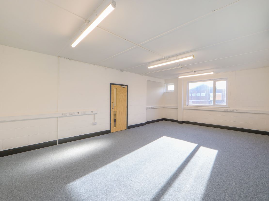 3 Mace Lane Industrial Estate, Mace Lane, Ashford, Kent, TN24 8PE