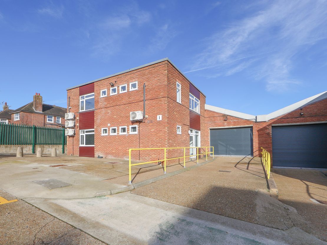 Mace Lane Industrial Estate, Mace Lane, Ashford, Kent, TN24 8PE