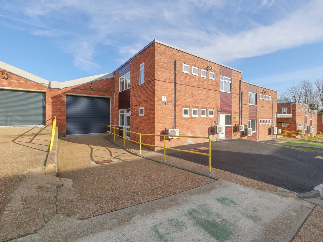 Mace Lane Industrial Estate, Mace Lane, Ashford, Kent, TN24 8PE