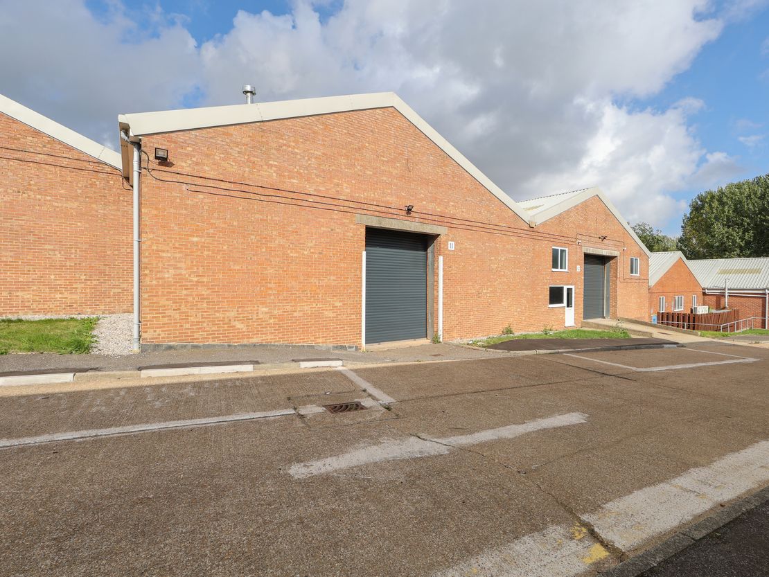Mace Lane Industrial Estate, Mace Lane, Ashford, Kent, TN24 8PE
