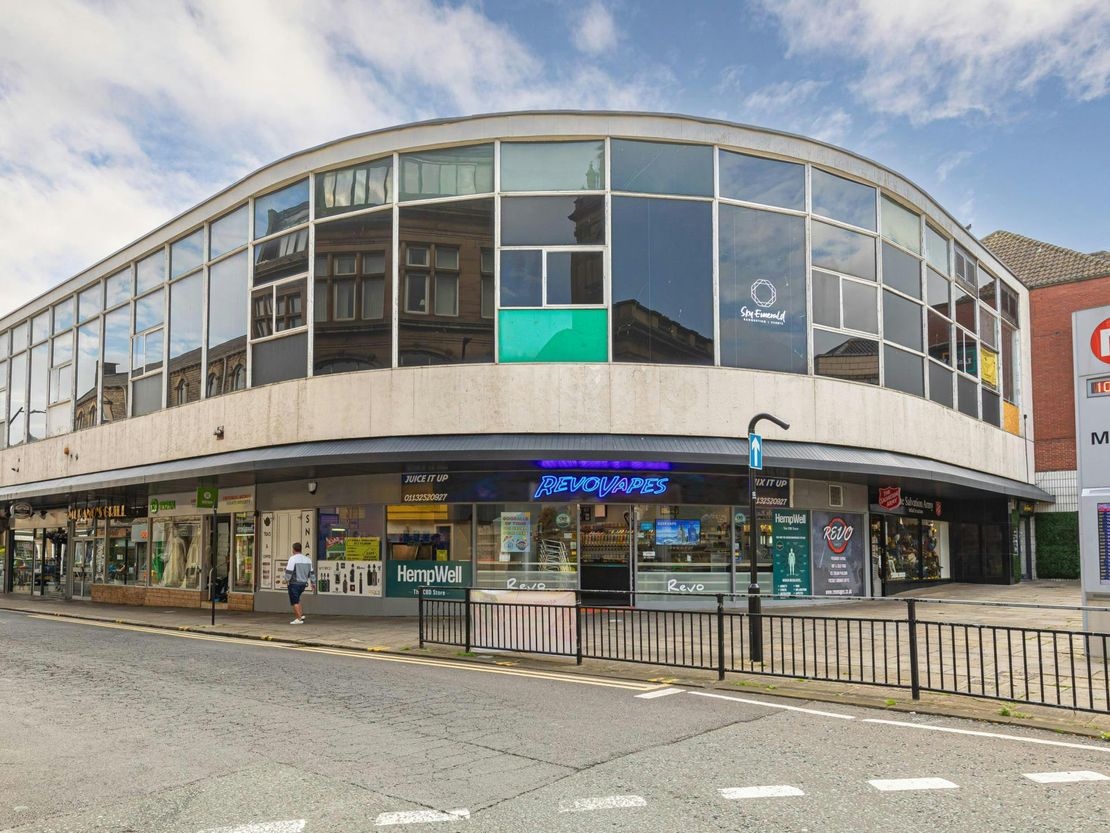 Queen Street & Albion Street, Morley, Leeds, LS27 8DW