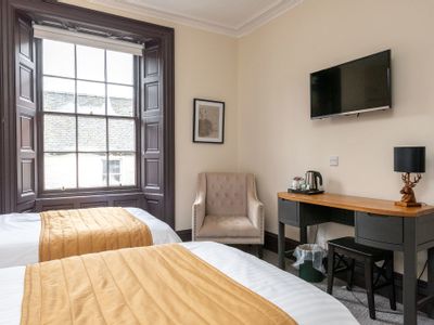 Property Image for Thrums Hotel, 25 Bank Street, Kirriemuir, Angus, DD8 4BE