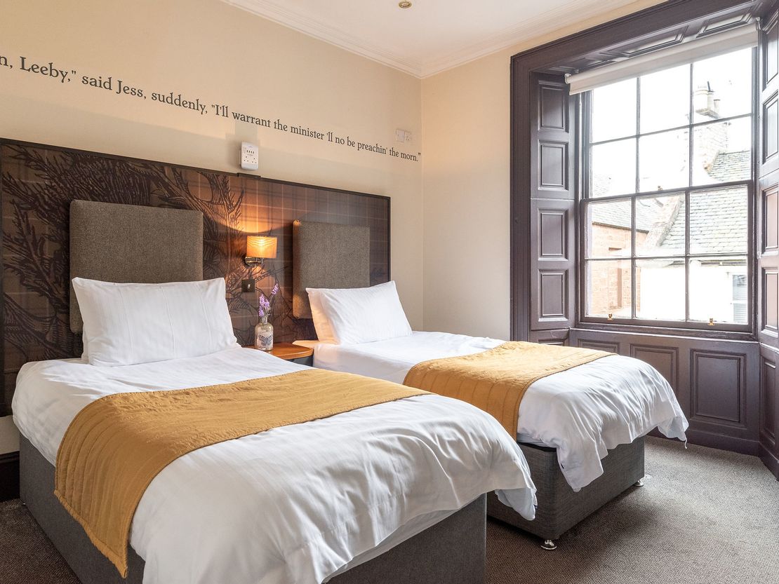 Thrums Hotel, 25 Bank Street, Kirriemuir, Angus, DD8 4BE