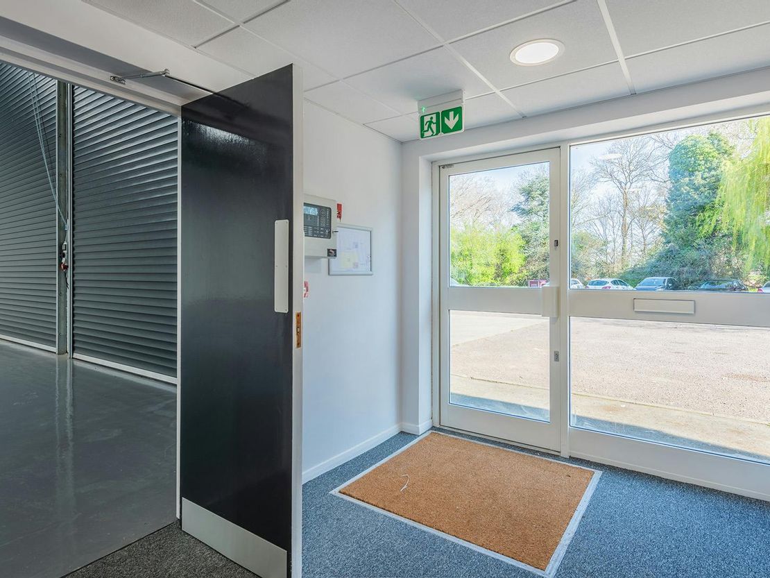Unit E Ashville Trading Estate, Runnings Road, Kingsditch, Cheltenham, GL51 9PT