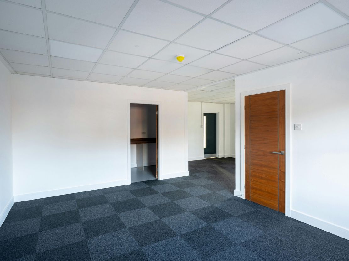 Unit 4 & 11, York North, Goose Lane, Sutton-On-The-Forest, York, YO61 1ET