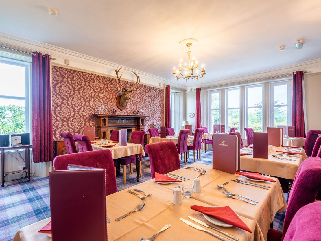 Loch Shiel Hotel, Acharacle, Argyll and Bute, PH36 4JL