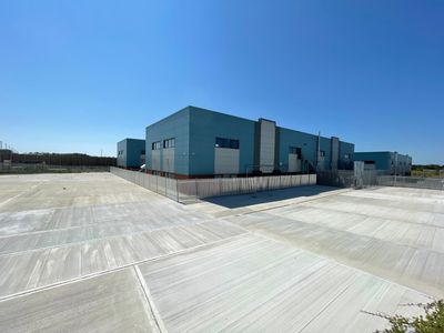 Property Image for The Service Yard, Waterbrook Park, Arrowhead Way, Ashford, Kent, TN24 0FL