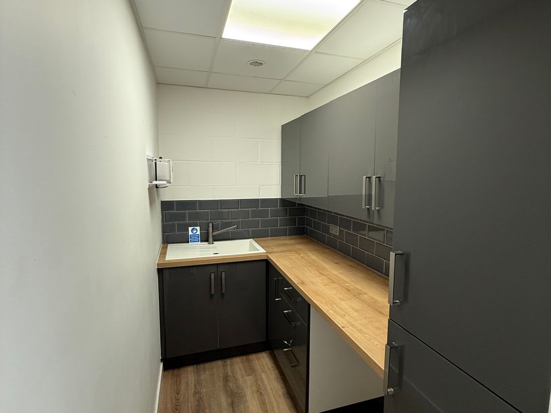 2 Cliffe Yard, Anthonys Way, Medway City Estate, Rochester, Kent, ME2 4DY