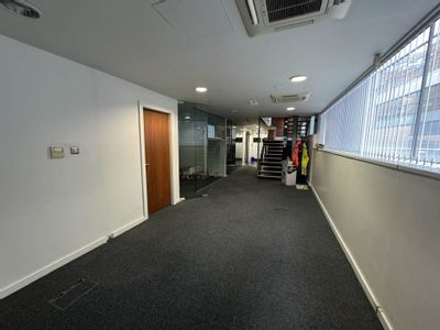Property Image for 71-72 Tradewind Square, Duke Street, L1