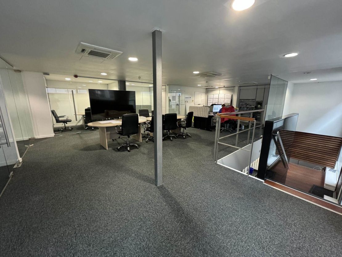 71-72 Tradewind Square, Duke Street, L1