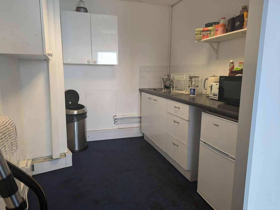 4th Floor Office, 1-2 Queen Square, Brighton, BN1 3FD
