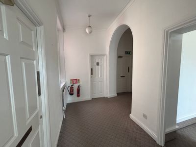 Property Image for First Floor, 4 West Parade, Wakefield, WF1 1LT