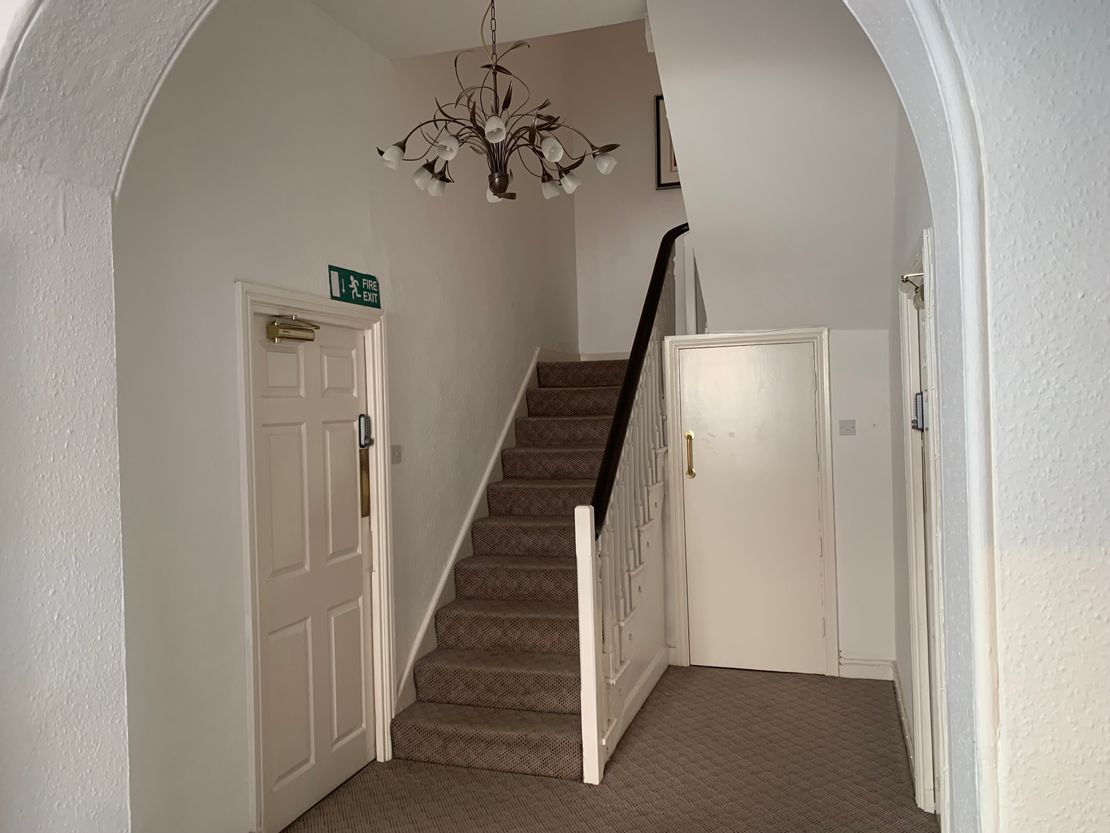 First Floor, 4 West Parade, Wakefield, WF1 1LT