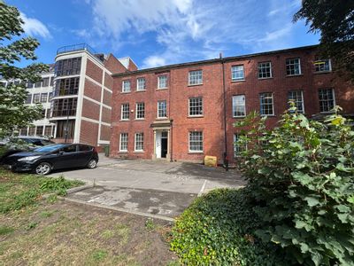 Property Image for First Floor, 4 West Parade, Wakefield, WF1 1LT