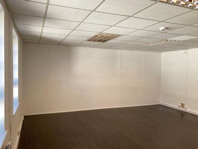 Property Image for Suite 8, 2nd Floor, Octagon Square Offices, Brighton Marina, Brighton, BN2 5WB
