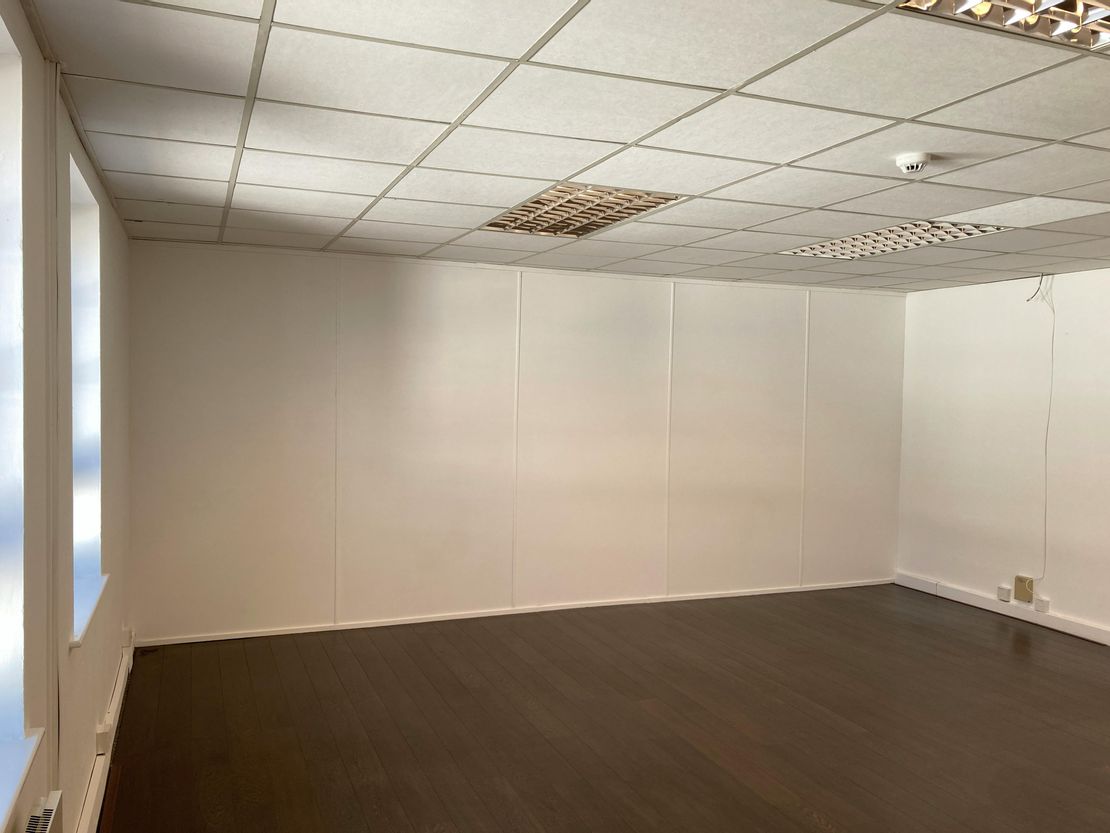Suite 8, 2nd Floor, Octagon Square Offices, Brighton Marina, Brighton, BN2 5WB