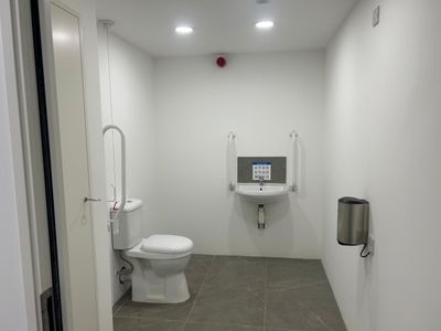 Property Image for Unit 1 Trade City Reading, Basingstoke Road, Reading, Berkshire, RG2 0BF
