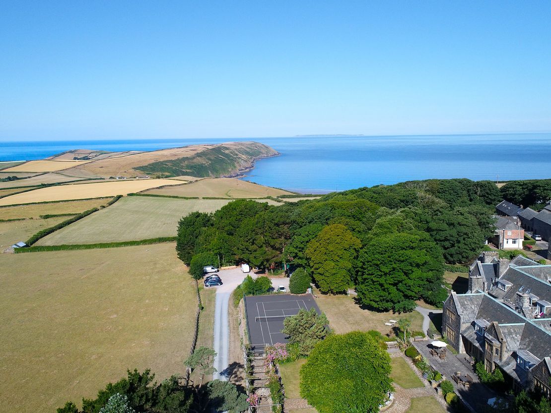 Pickwell Manor, Down Lane, Georgeham, Braunton, Devon, EX33 1LA