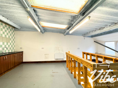 Property Image for unit 5, 39-41 Markfield Rd, London N15 4QA
