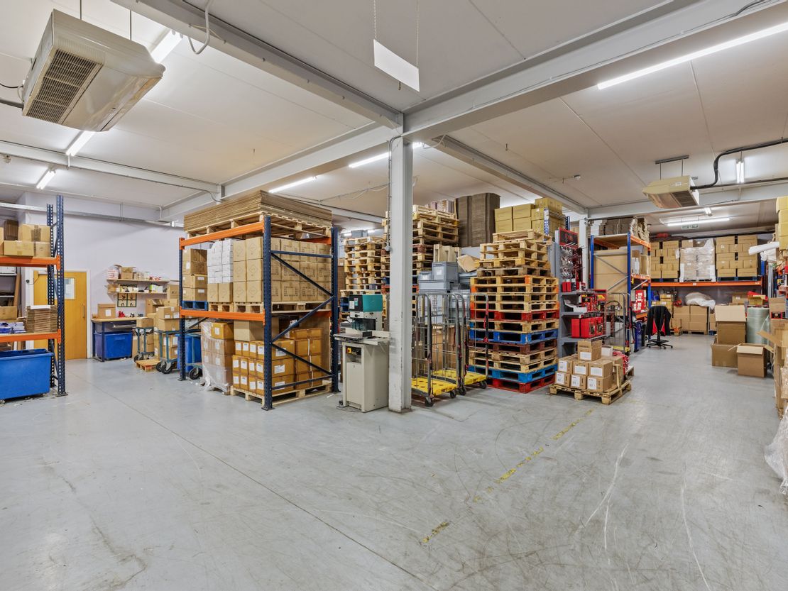 63 Victoria Road, Burgess Hill, West Sussex, RH15 9LN