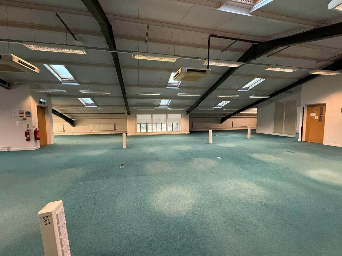 Unit 3 Tidbury Farm, Bullington Cross, Winchester, SO21 3QQ