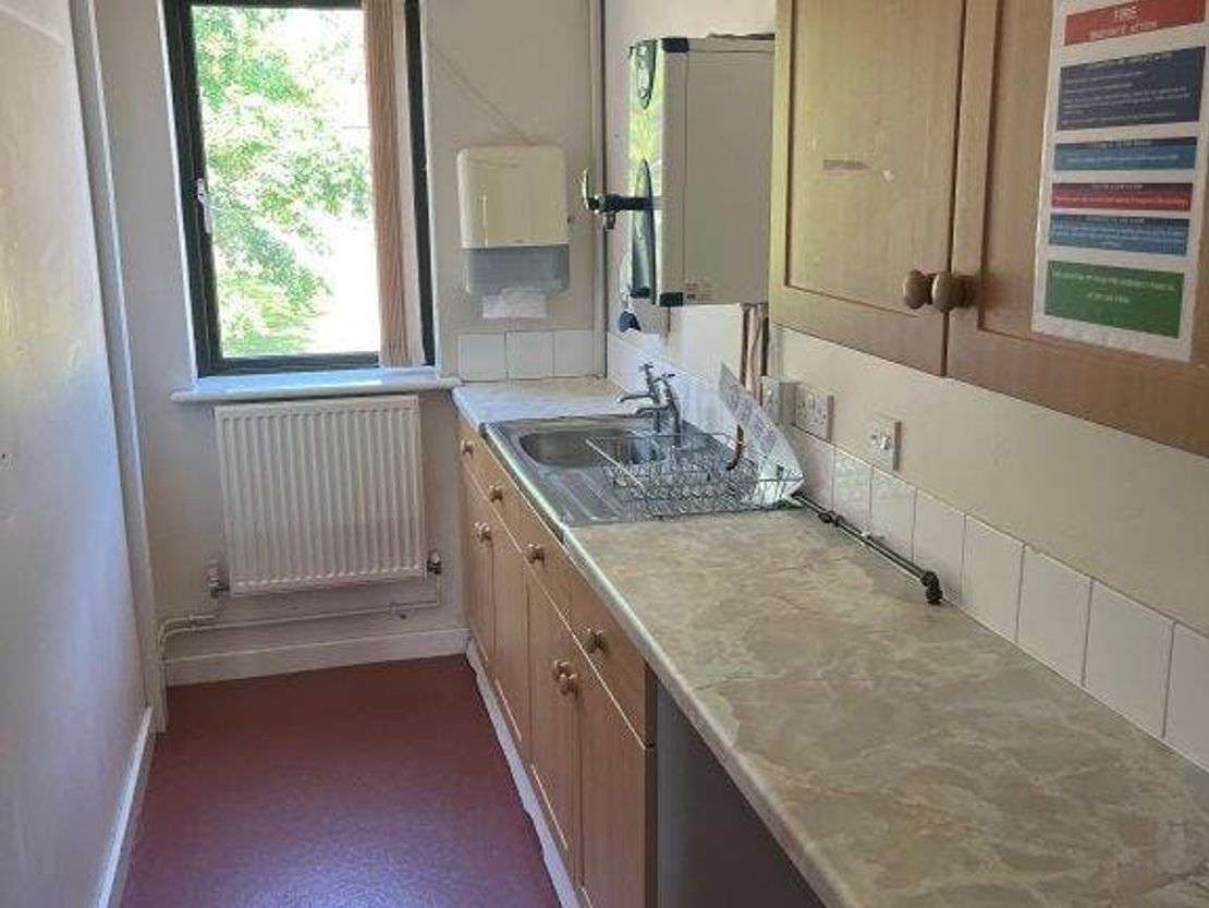 Unit 3 Tidbury Farm, Bullington Cross, Winchester, SO21 3QQ