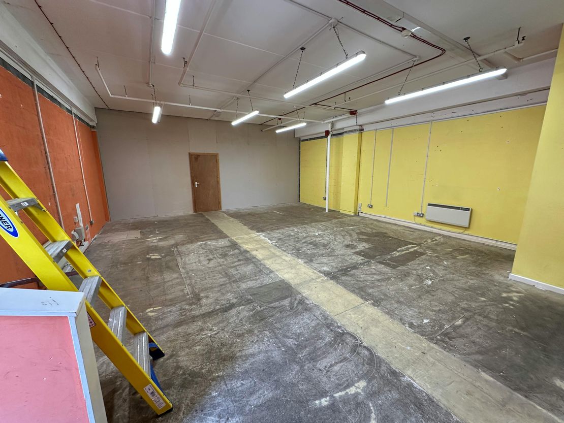 11A Market Place, 1st Floor, Burgess Hill, RH15 9NP