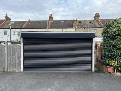 Property Image for Garage At Rear Of, 1172 London Road, Leigh On Sea, Essex, SS9 2AH