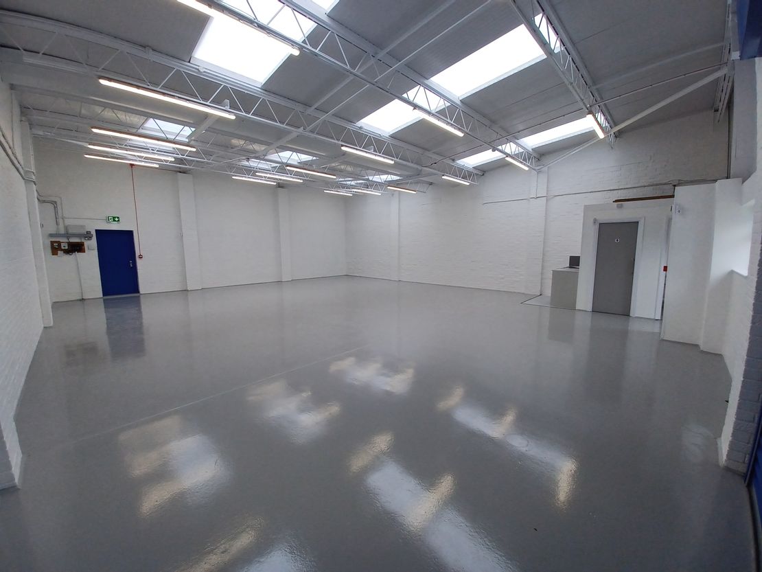 Unit 25 Silverwing Industrial Estate, Horatius Way, Croydon, CR0 4RU
