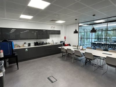 Property Image for Ealing Cross Part Ground Floor, 85 Uxbridge Road, Ealing, London, W5 5BW