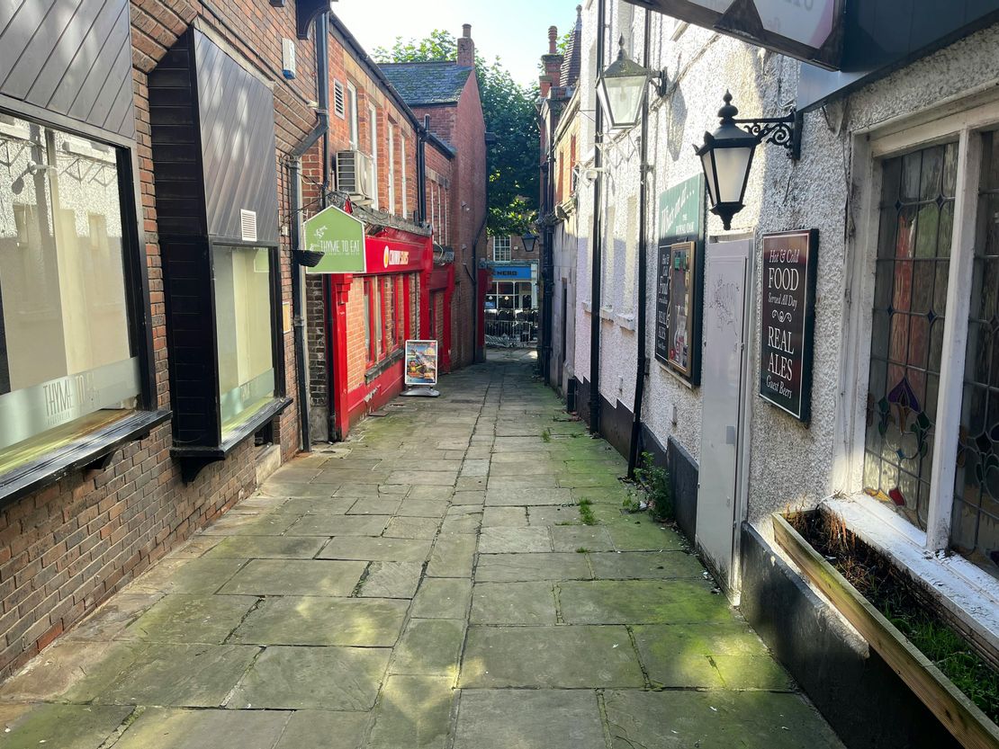 4-6 Long Shambles (aka 5 The Shambles), Chesterfield, S40 1PX