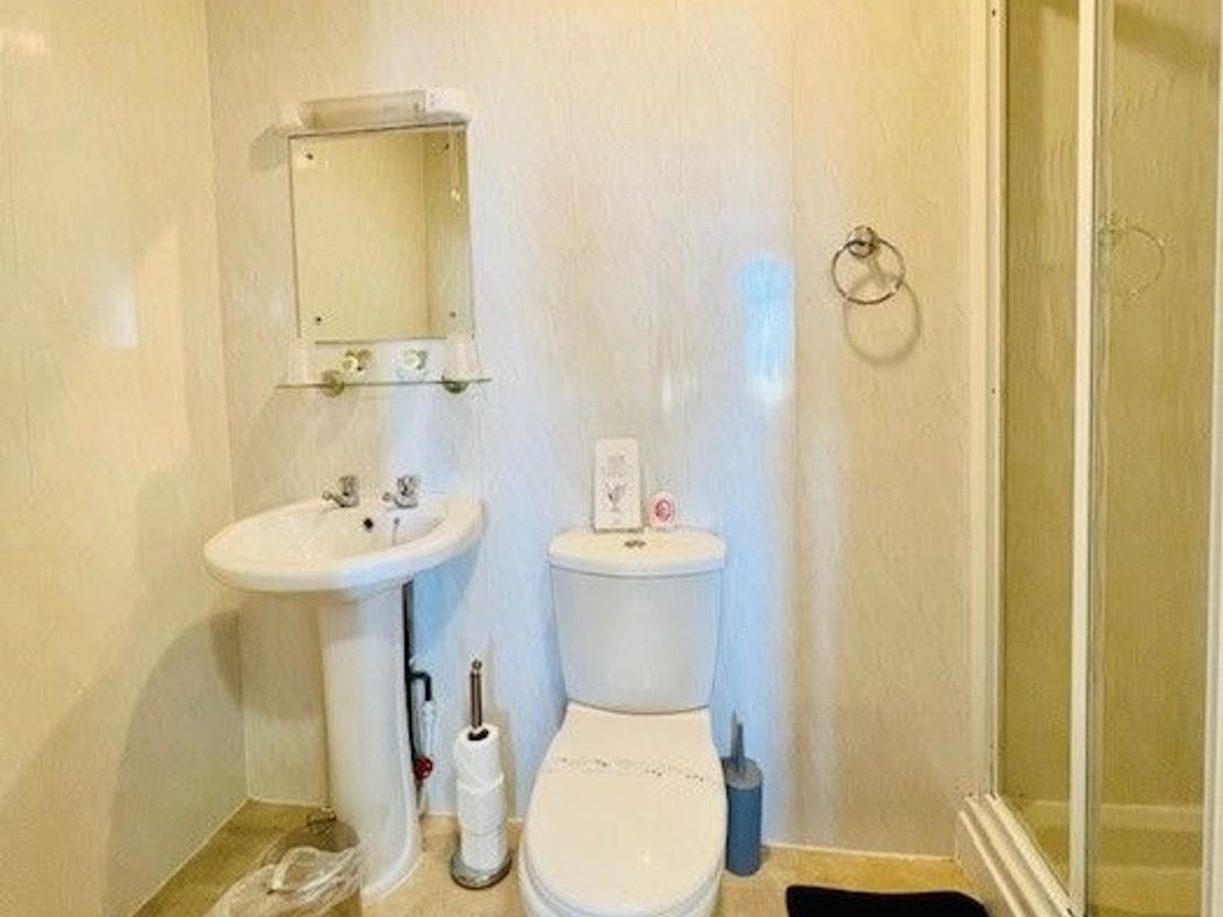 The Brincliffe Hotel, Queens Promenade, Blackpool, FY2