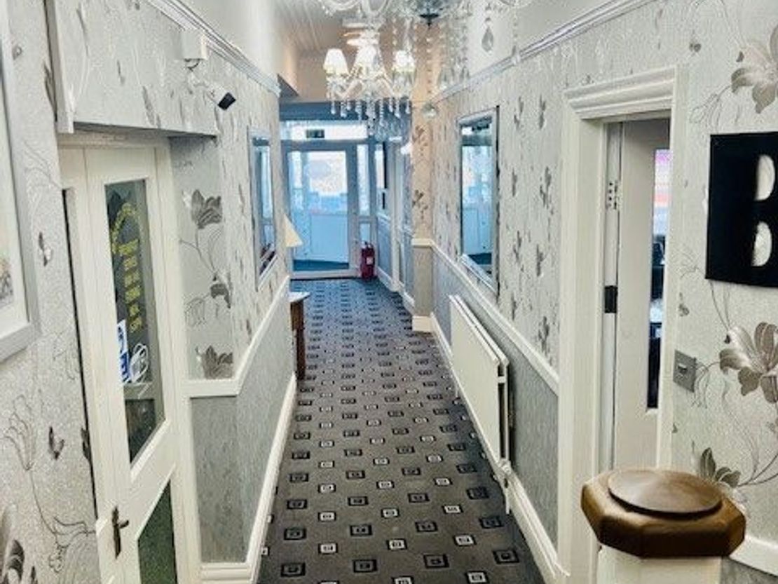 The Brincliffe Hotel, Queens Promenade, Blackpool, FY2
