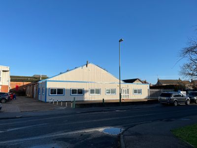 Property Image for 64 Victoria Road, Burgess HIll, West Sussex, RH15 9LH