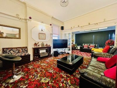 Property Image for New Kent Hotel, Knowle Avenue, Blackpool, FY2