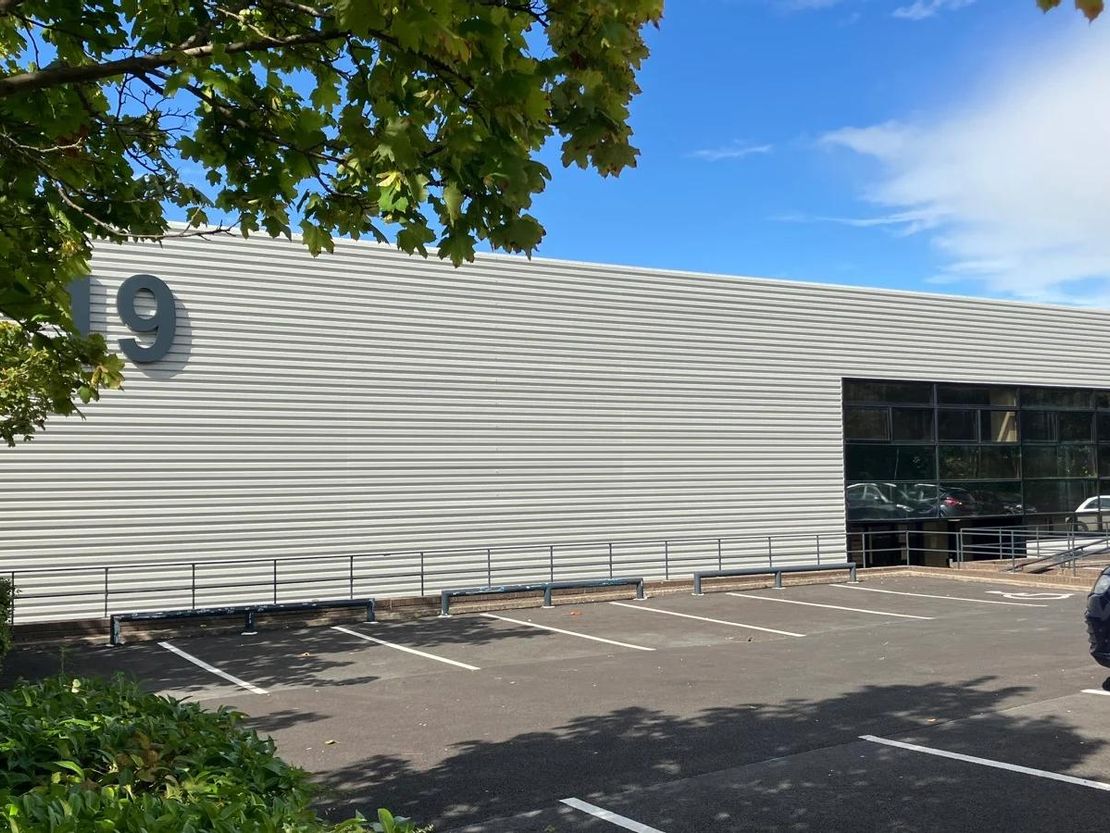 19 Tanners Drive, Blakelands, Milton Keynes, Buckinghamshire, MK14 5LU